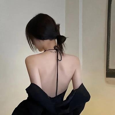碧比和缇那